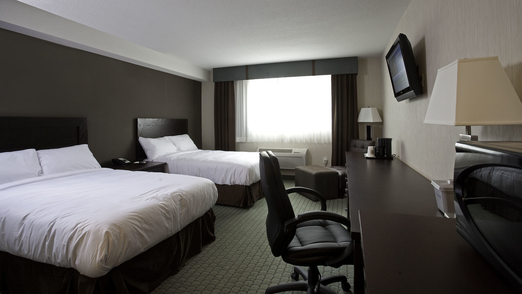 Coast Lethbridge Hotel&Conference Centre Buitenkant foto