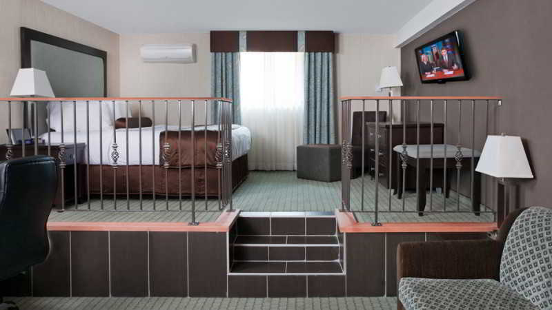 Coast Lethbridge Hotel&Conference Centre Buitenkant foto