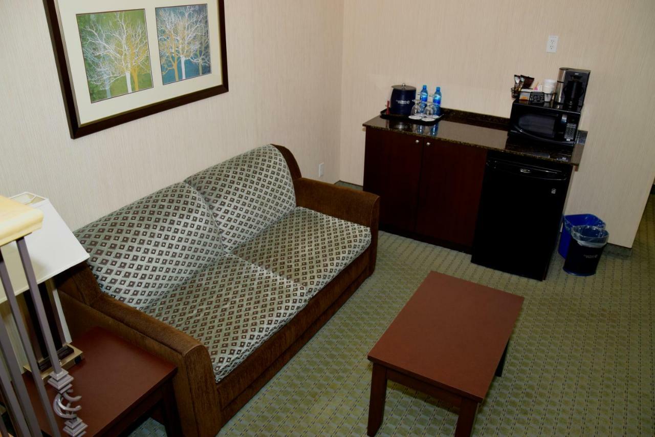 Coast Lethbridge Hotel&Conference Centre Buitenkant foto