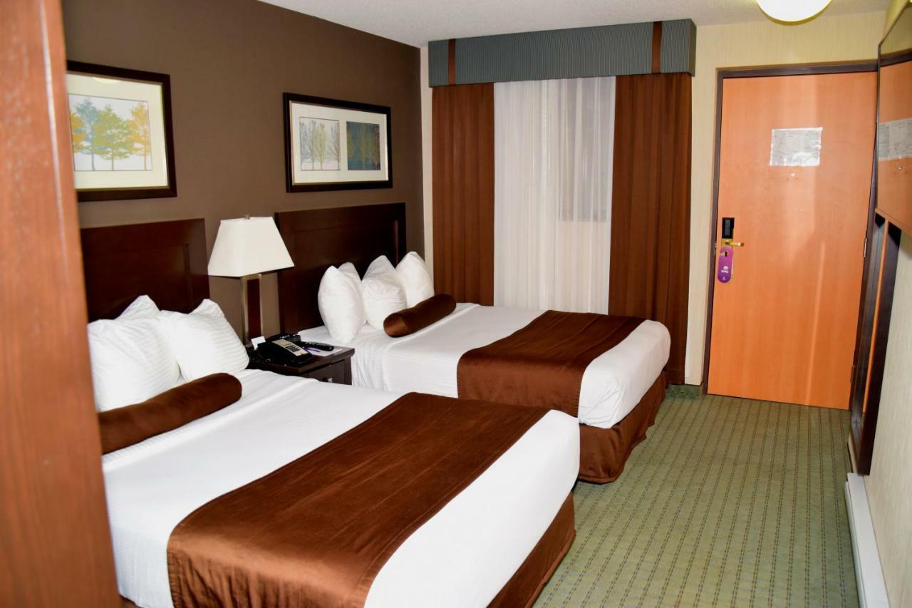 Coast Lethbridge Hotel&Conference Centre Buitenkant foto